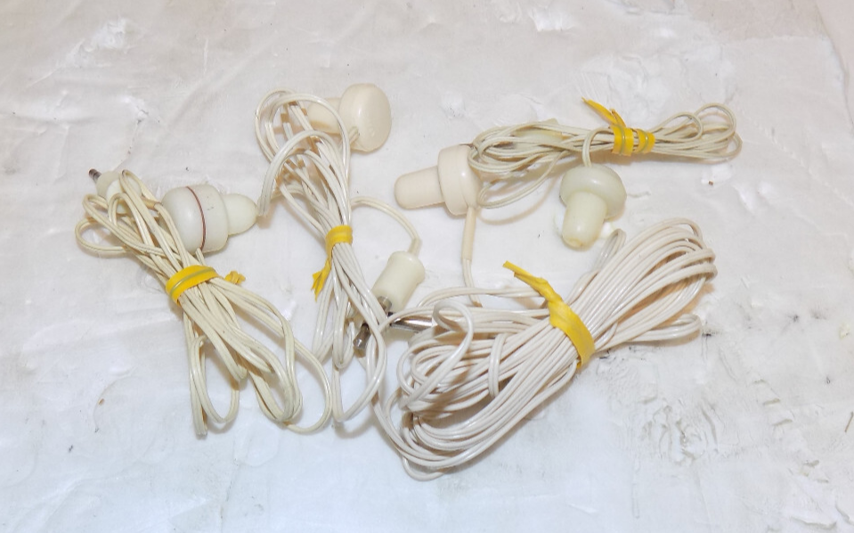 Set of 4 Vintage Transistor Radio Earphones 3.5mm
