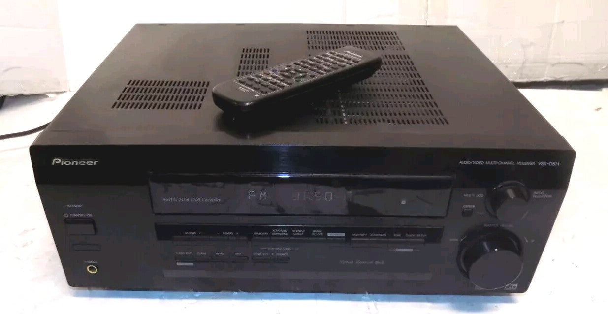 Pioneer VSX-D511 5.1 Dolby Digital DTS Stereo Receiver with Remote Bundle