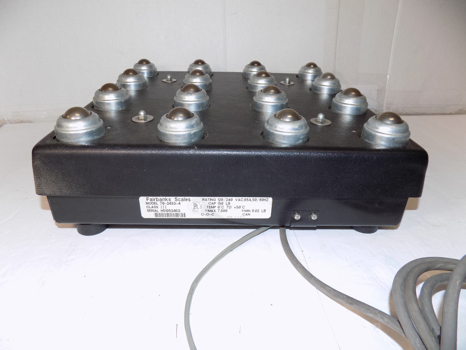 Fairbanks 70-2453 14′′ x 14′′ Shipping Scale with Roller Ball Top 150lb.
