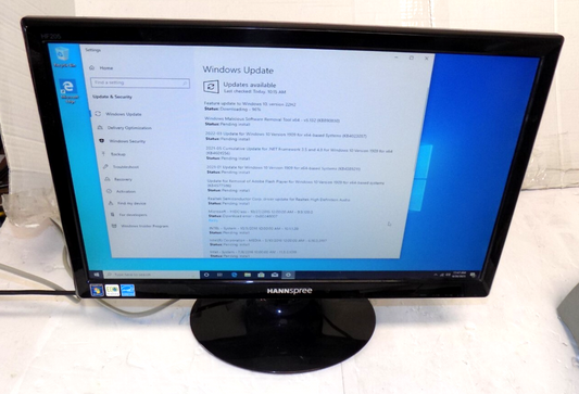 HANNspree HF205 HSG1106 20" Wide Screen TFT Color LCD Monitor w/ DVI VGA Inputs