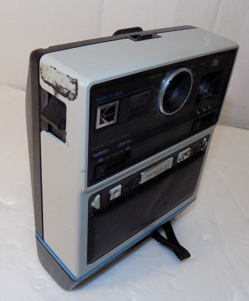 Vintage Kodak EK6 Instant Camera with Original Box And Directions Untested