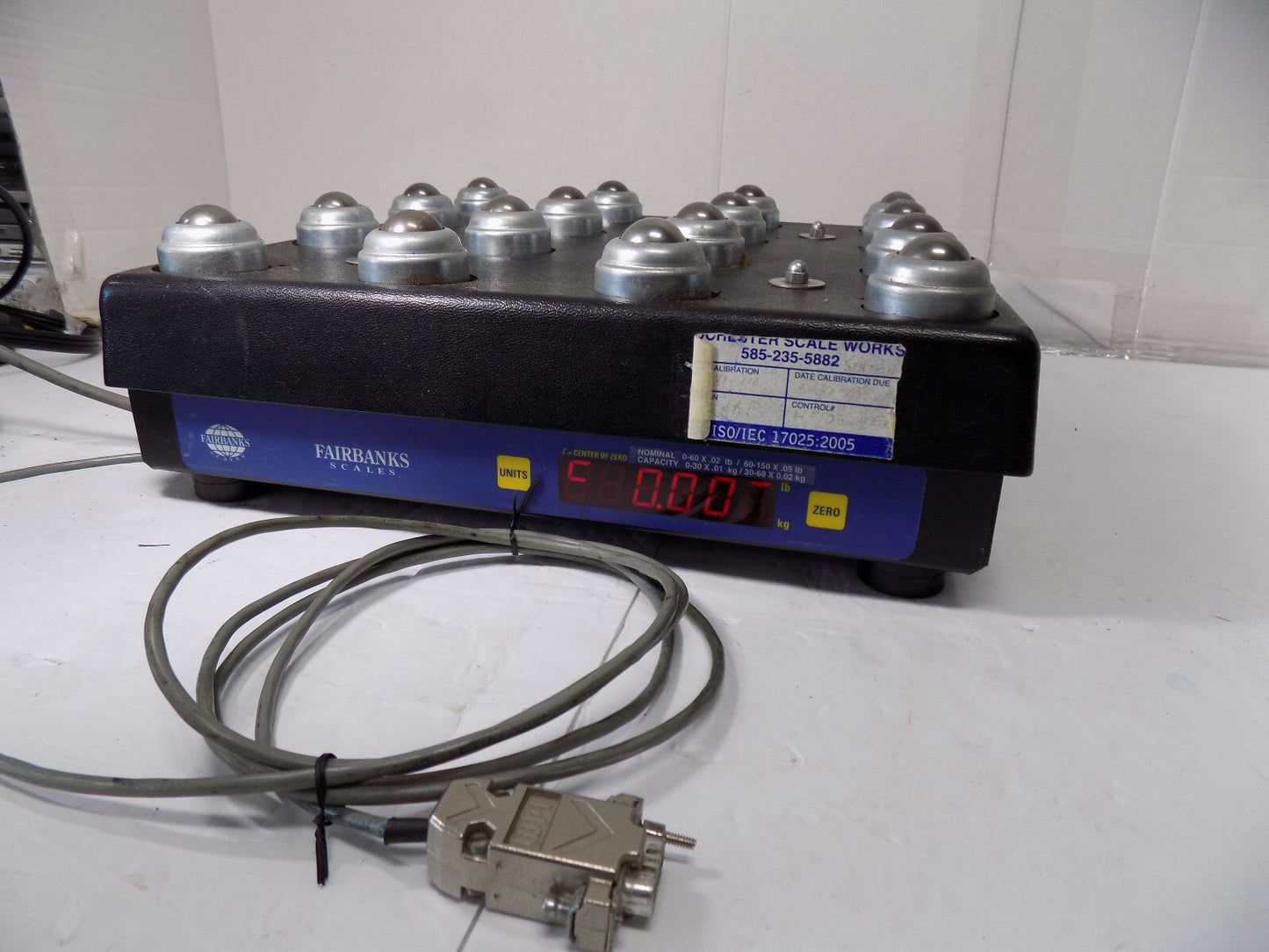 Fairbanks 70-2453 14′′ x 14′′ Shipping Scale with Roller Ball Top 150lb.