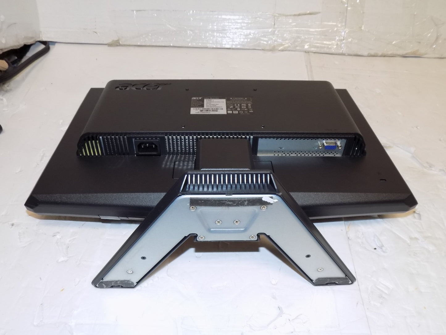 ACER 18.5” LCD Widescreen Computer Monitor X183H