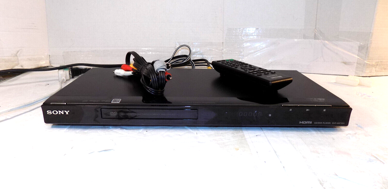 Sony DVP-NS710H Upscaling DVD Player HDMI Bravia Sync With Remote