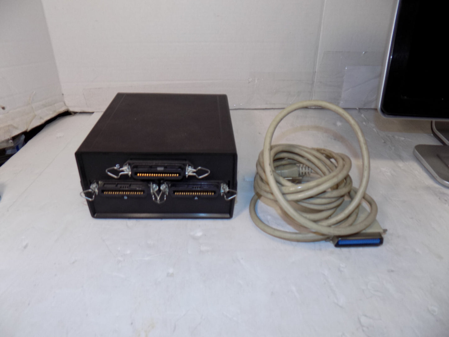 Black Box ABC Switch SW250A with Paralell Cable