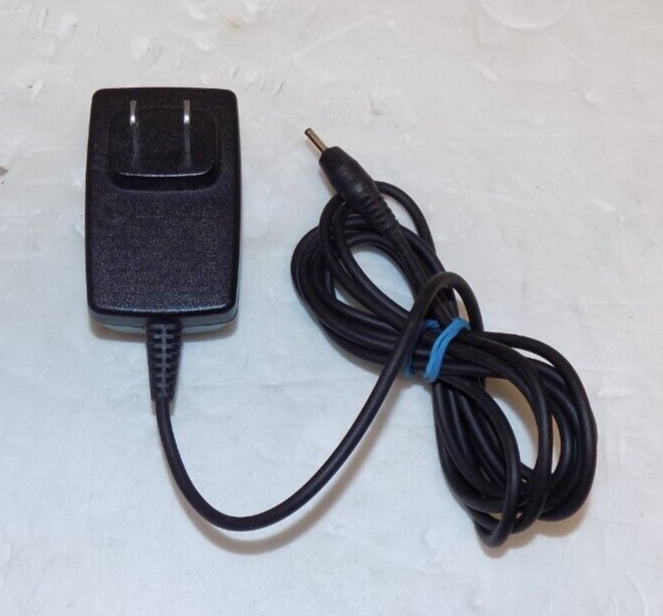 LG 8102 5V 1A Cell Phone Wall Charger AC Power Supply Adapter