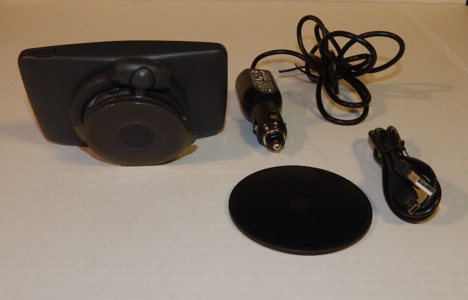 TomTom XXL Widescreen GPS N14644 US and Canada 310 Tested and Working