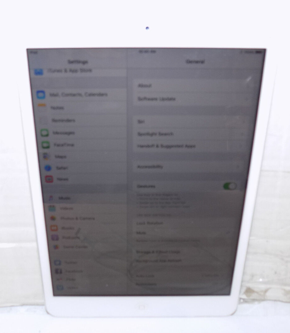 Apple iPad Mini 1st Gen A1432 7.9" 32GB Wi-Fi Tablet MD532LL/A White