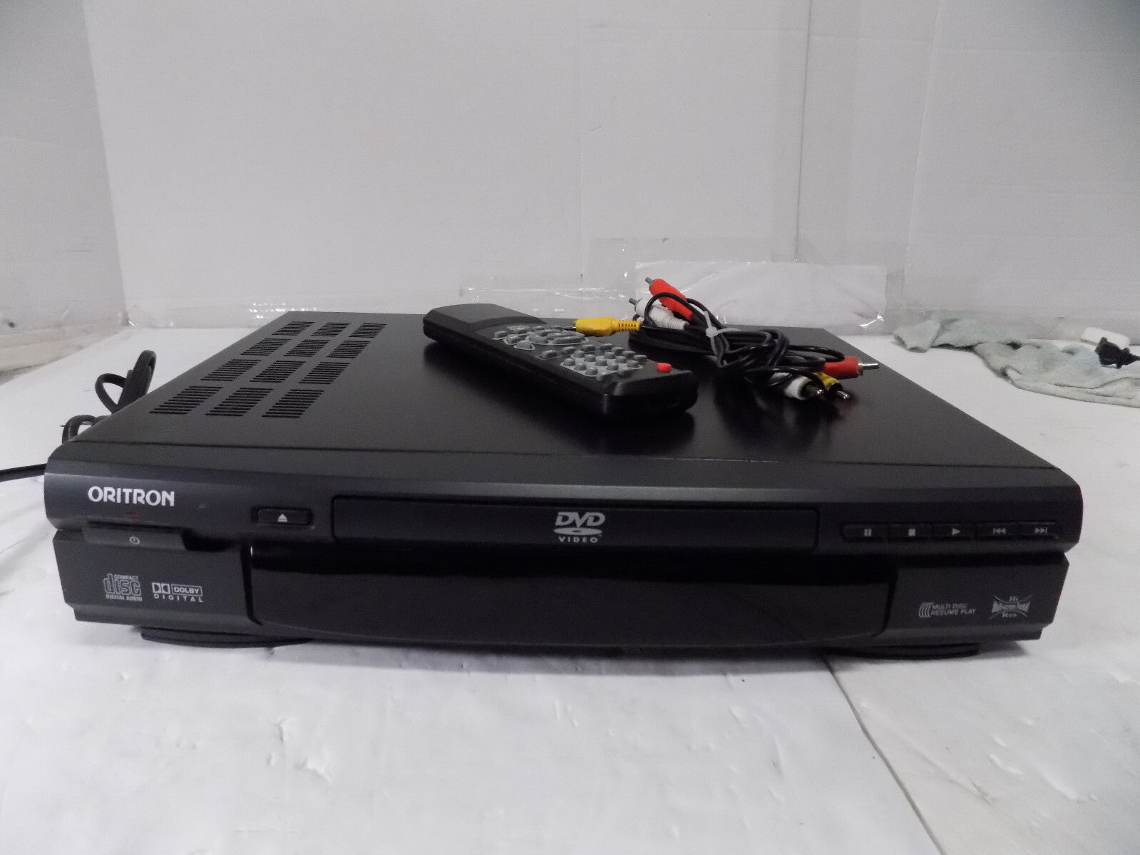 Oritron DVD720 Single Disc CD DVD Player with Remote and Cables