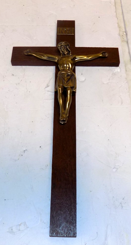 INRI Jesus Christ Crucifix Cross Wall Hanging Wood & Brass 8" x 16"