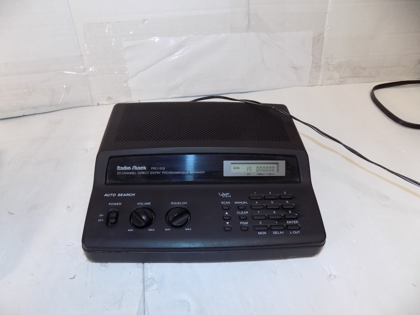 Lot of 2 Scanners RADIO SHACK PRO-508 20 CHANNEL SCANNER Bearcat 855