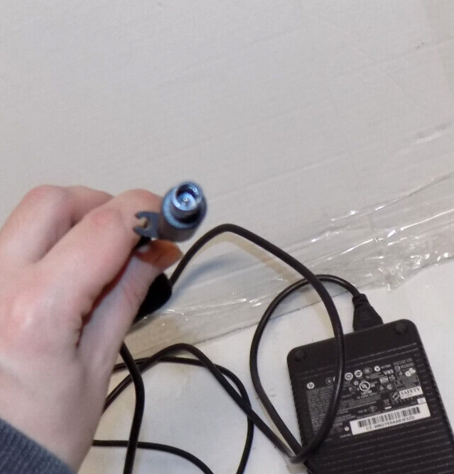 HP AC ADAPTER ADP-230CB 230W 19.5V 11.8A Laptop Power Supply 608432-003