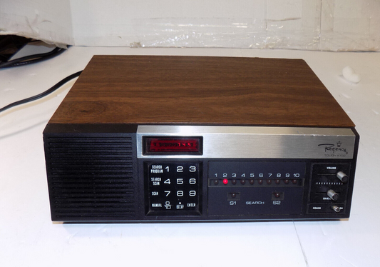 VINTAGE - REGENCY TOUCH K100 PROGRAMMABLE 10 CHANNEL ANALOG SCANNER