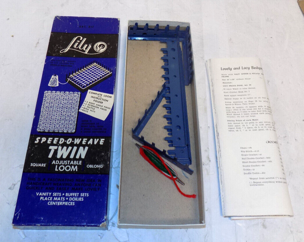 Vintage LILY Speed-O-Weave Twin Adjustable Loom Square Oblong #817