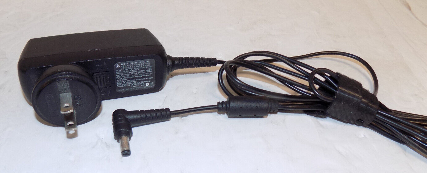 Delta Electronics ADP-40TH A 100-240v 19v Power Adapter