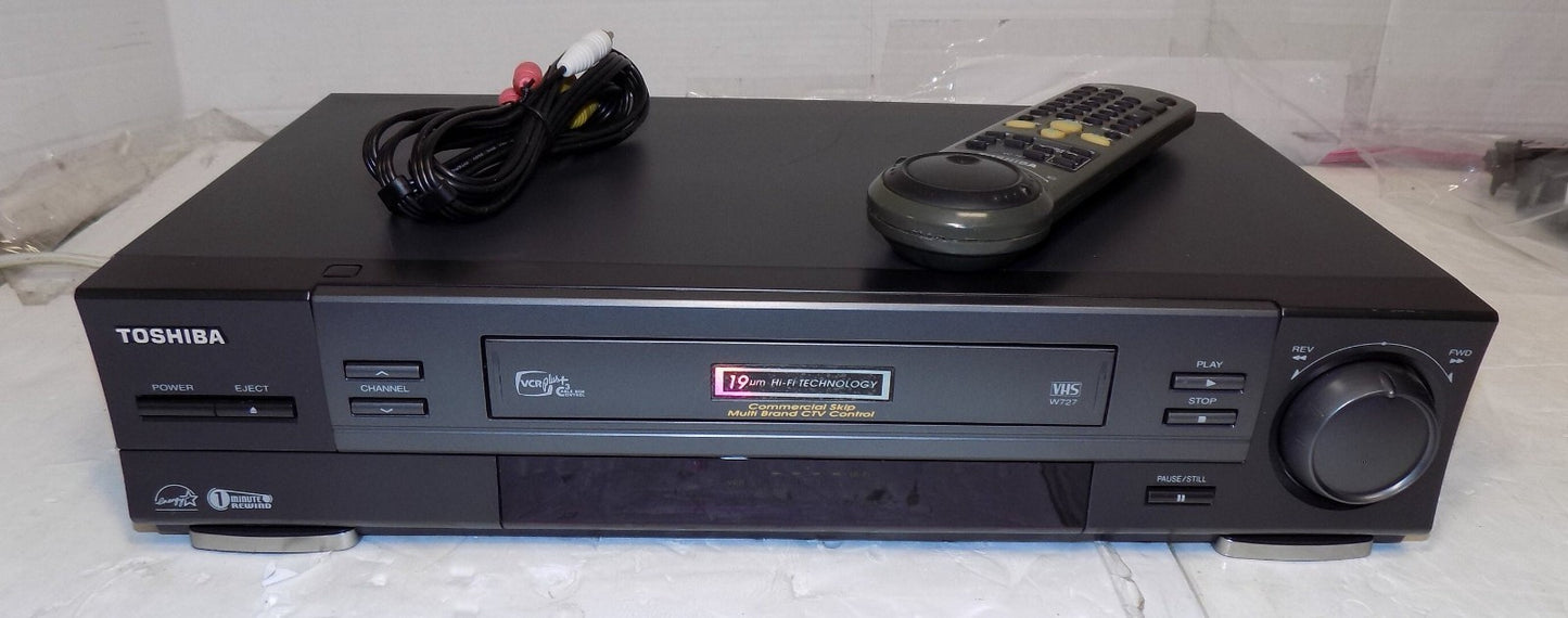 Toshiba w-727 Stereo 4 head VHS VCR Vhs Player with Remote & Cables