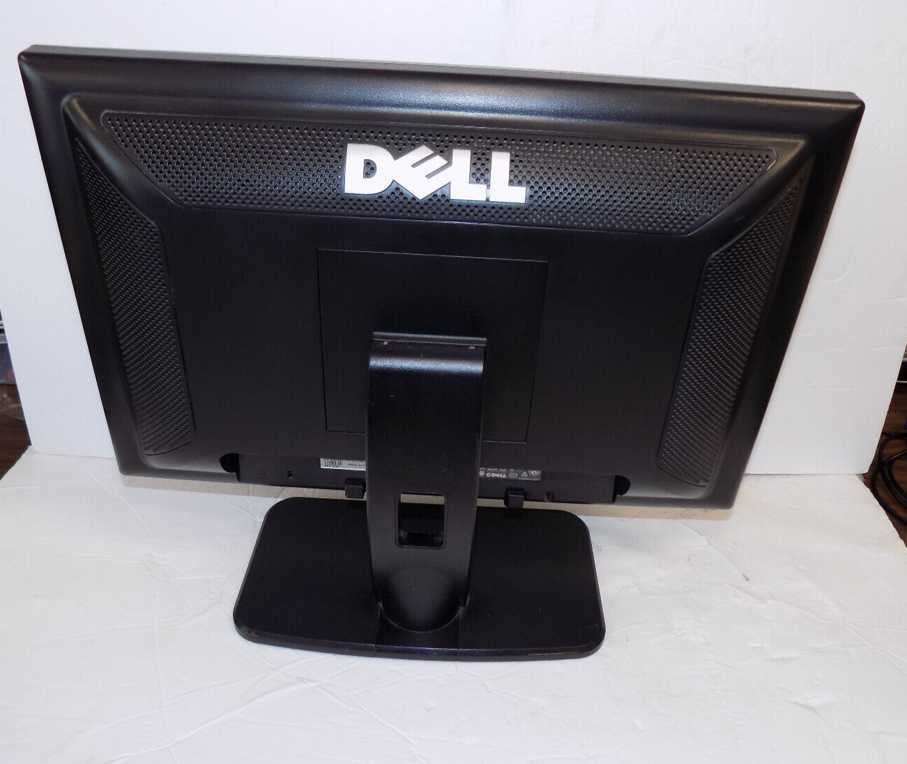 Dell S199WFPv 19 Inch Flat Panel LCD Computer Monitor