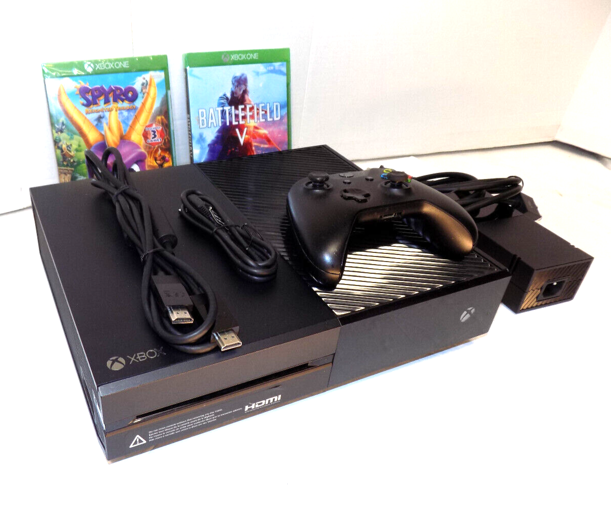 Xbox One Console 500GB Bundle Model 1540 incl. 2 Games