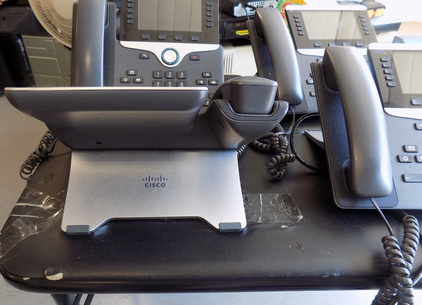 Lot of 8 Cisco IP Phones CP-8841