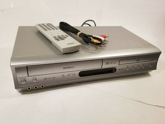 Toshiba SD-K220 DVD VCR Combo with Remote Control, A/V Cables & Hdmi Adapter
