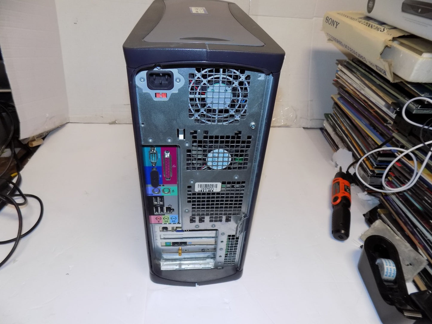 Dell Optiplex GX260 Pentium 4 256 RAM 40GB HDD Win XP Pro