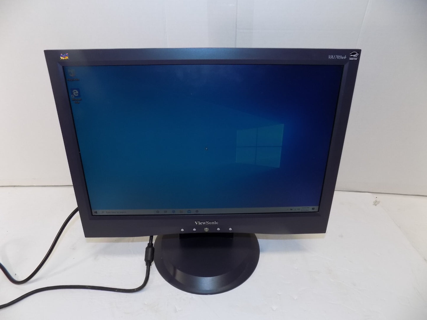 ViewSonic VA1703wb 17" Computer Monitor with VGA and Power Cable