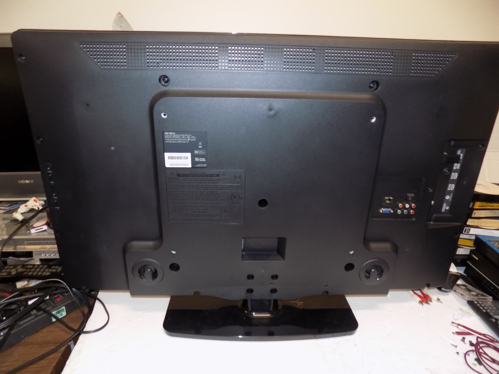 Philips 40PFL4901 40 inch 1080p 120 Hz LED-LCD TV with Remote