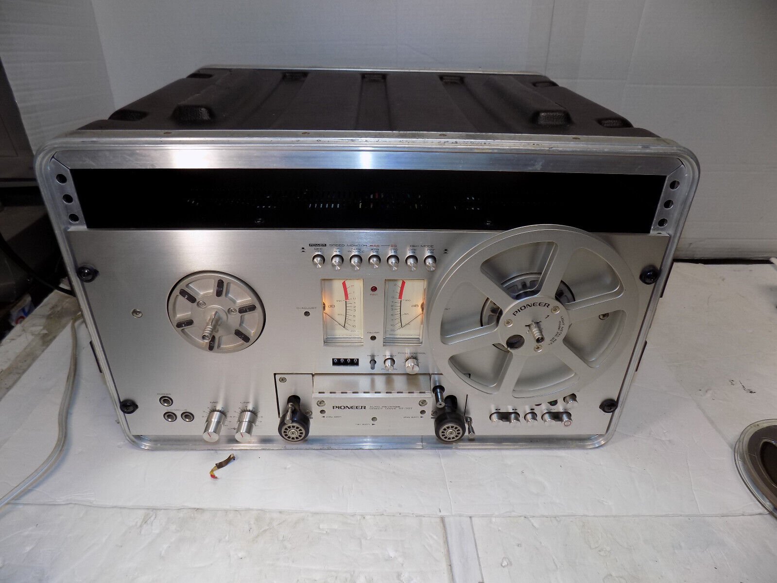 NICE PIONEER RT707 STEREO REEL TO REEL WITH SKB HARD CASE