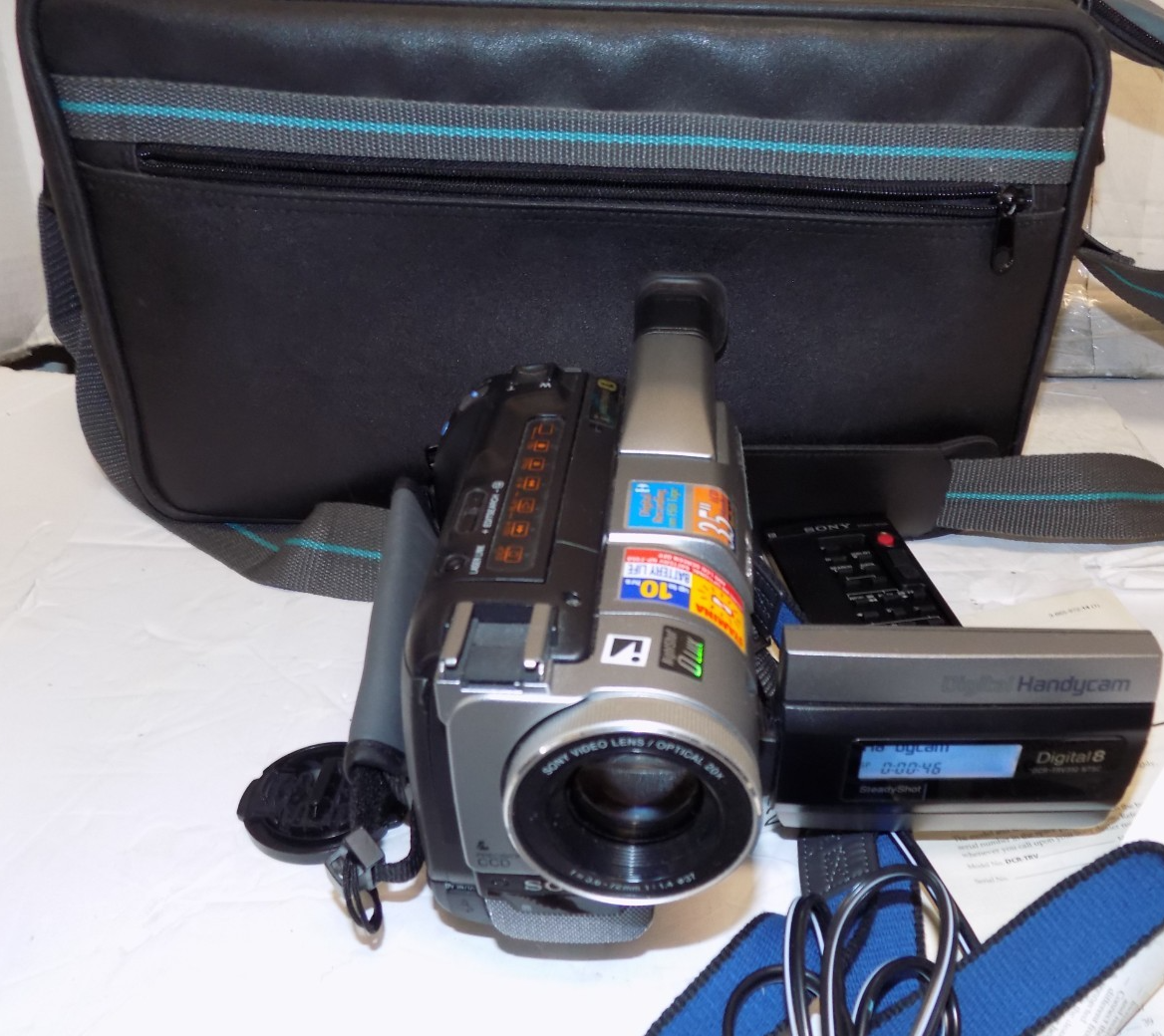 Sony Handycam DCR-TRV310 Digital Video Camera Recorder Handycam Digital 8 Tested