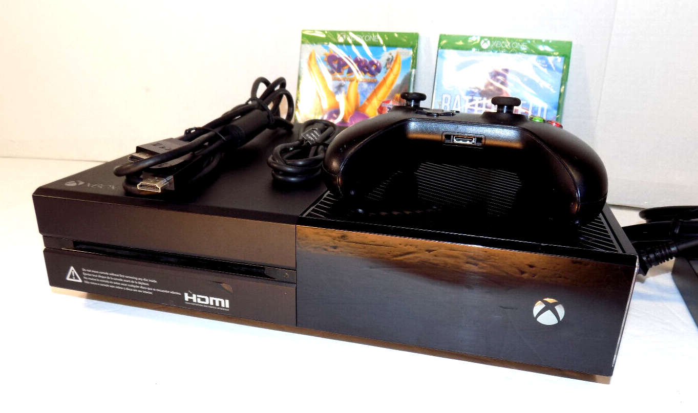 Xbox One Console 500GB Bundle Model 1540 incl. 2 Games