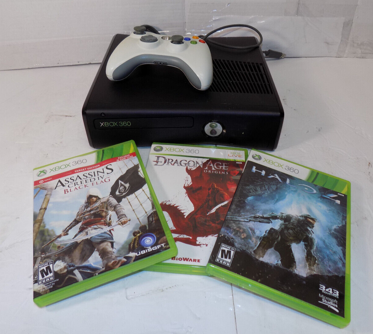 Microsoft Xbox 360 Slim 4GB Model 1439 Black Console Lot Tested