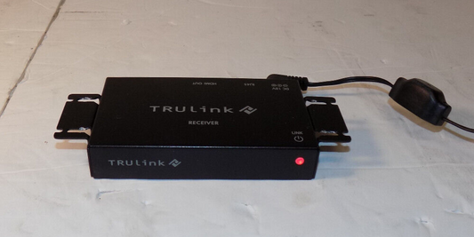 Cables2Go Model 29269 HDMI Over CAT5 Box Receiver