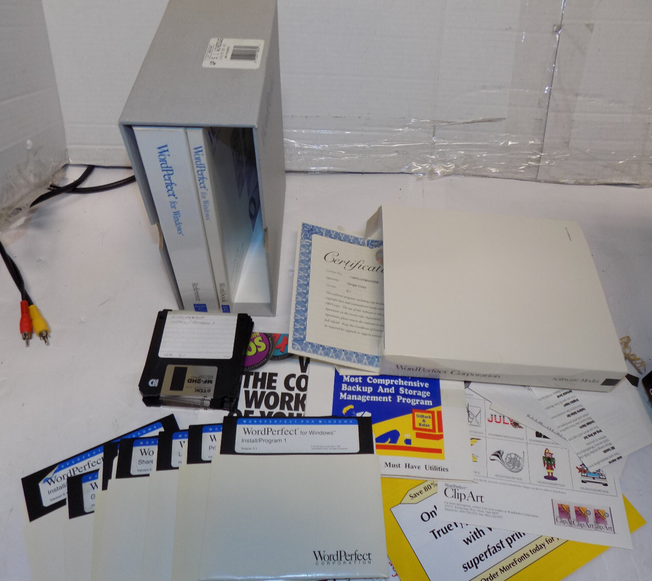 Wordperfect for Windows 3.0 or Higher In Binder Box With 5.25” Floppy Disks