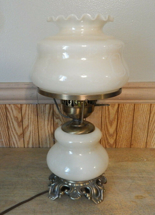 Accurate Casting Company Co. Antique Lamp 2 Light Tan Glass Lamp