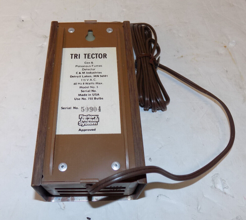 Vintage Tri Tector Gas & Poisonous Fumes Detector C & M Industries Power Tested
