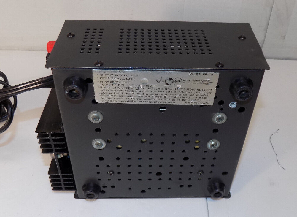 Tripp Lite PR-7b 7 Amp DC Power Supply Precision Regulated AC-to-DC Conversion