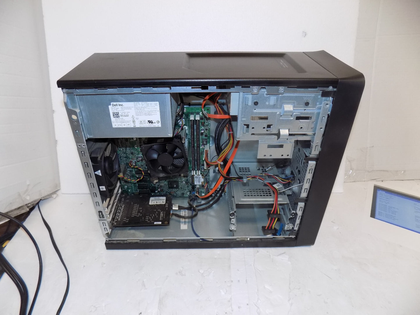 Dell Inspiron 660s Desktop PC Core i3 3330 8gb No Hard Drive