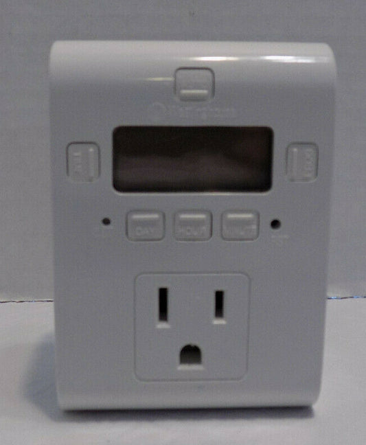 Westinghouse Indoor Digital Timer Outlet 3.5" 