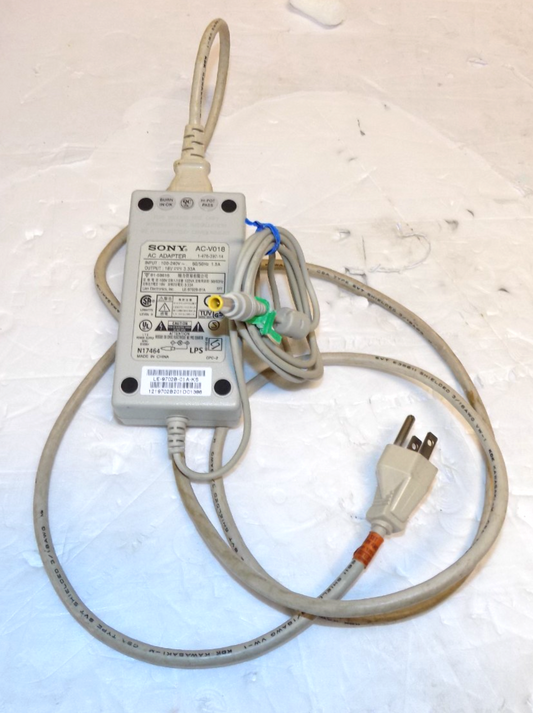Sony AC Power Supply Adapter AC-V018 100-240V 18V