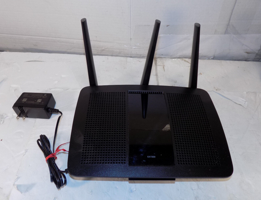 Linksys EA7300 V2 Max Stream AC1750 MU-MIMO Gibabit Wireless Router with Adapter