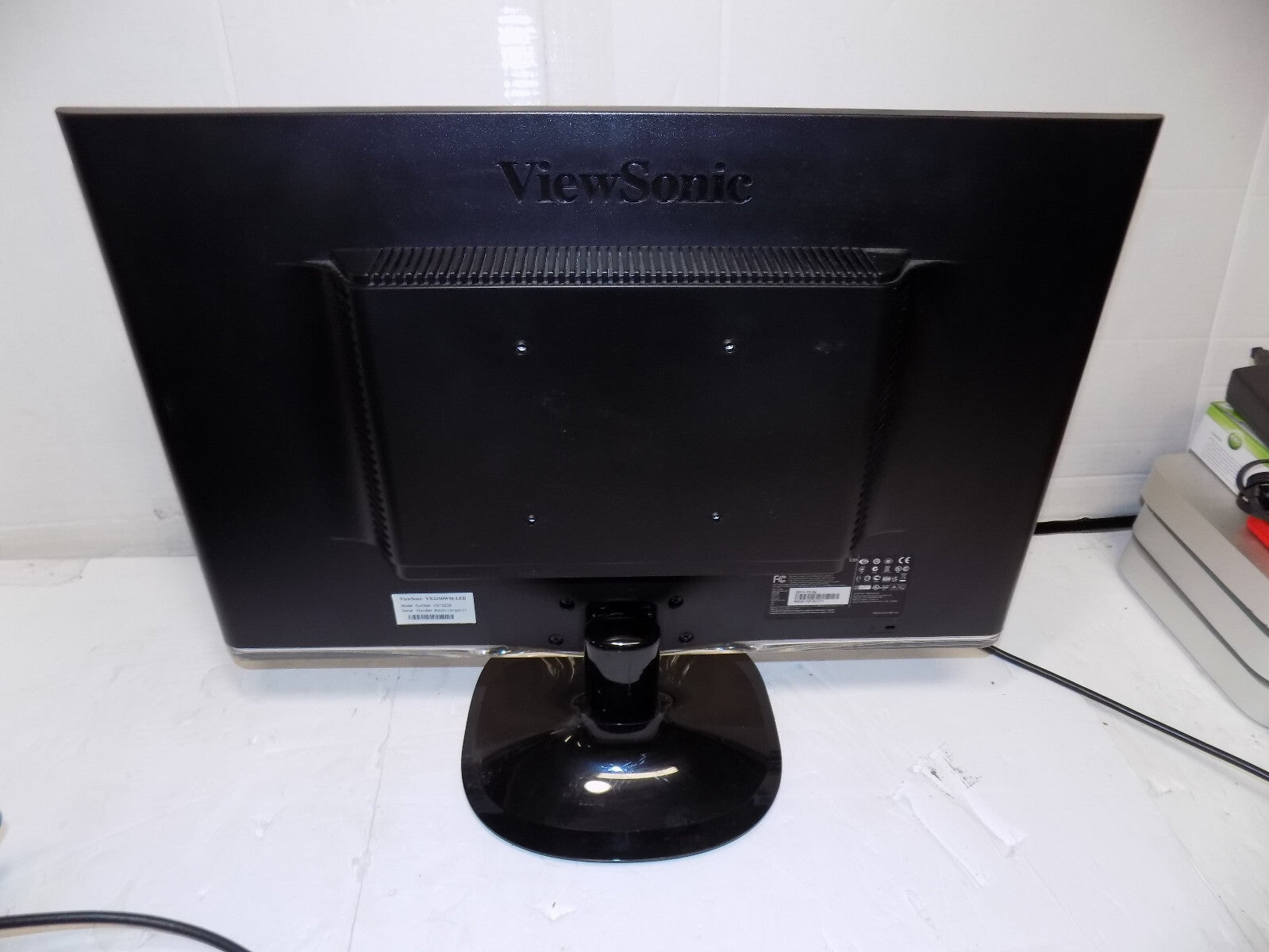 ViewSonic VX2250wm LED 1920 x 1080 21.5 in LED Computer Monitor 1080p HD