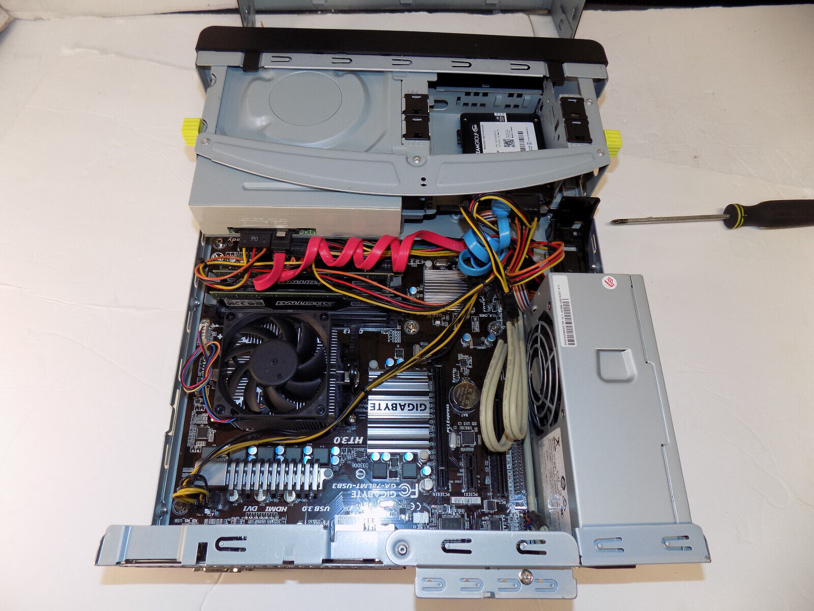 Custom Desktop Computer AMD FX-8300 8 Core 8GB RAM SFF 512GB SSD DVD-RW