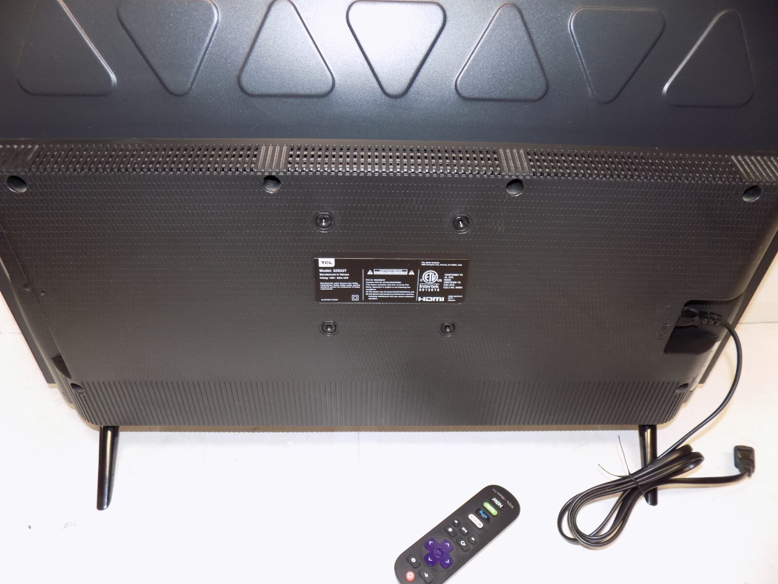 TCL 32S327 32" Class 3-Series 1080P FHD LED Roku Smart TV with Remote