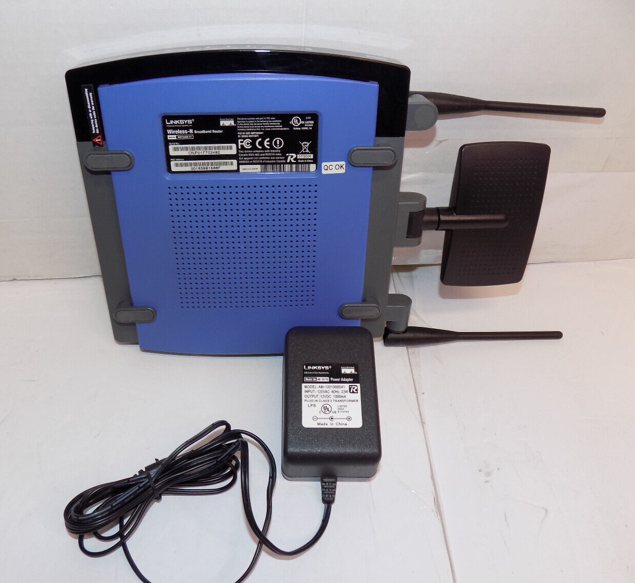 Linksys WRT300N V1 Wirless-N Broadband Router