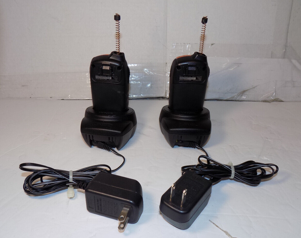 Uniden Two Way Radios Model GMR648-2CK Set Of 2 With Charging Docks
