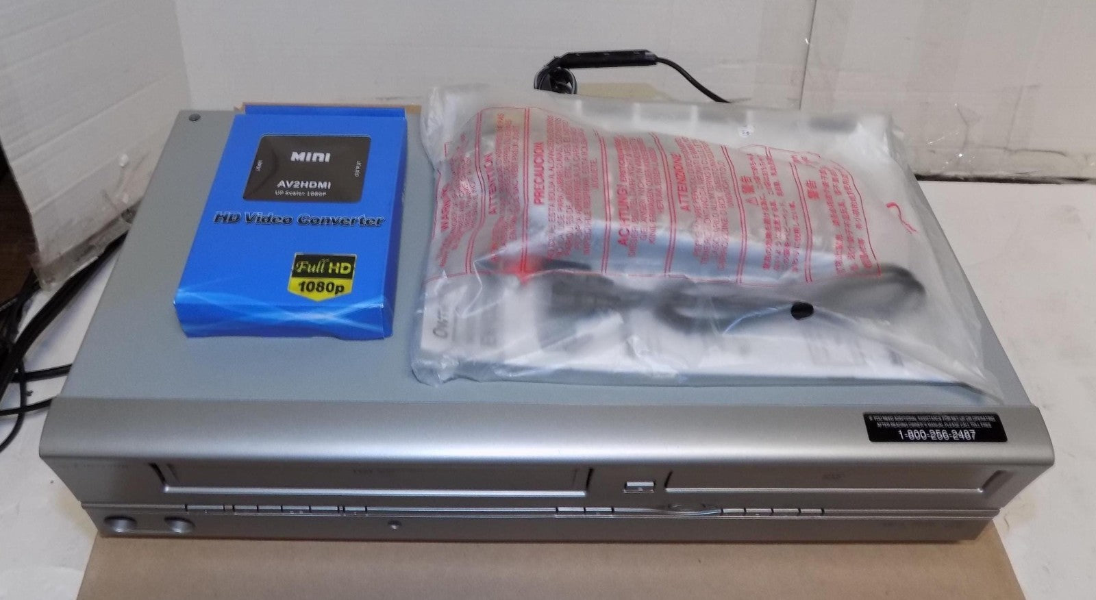 New Emerson EWD2204 DVD VCR Combo with Hdmi Adapter