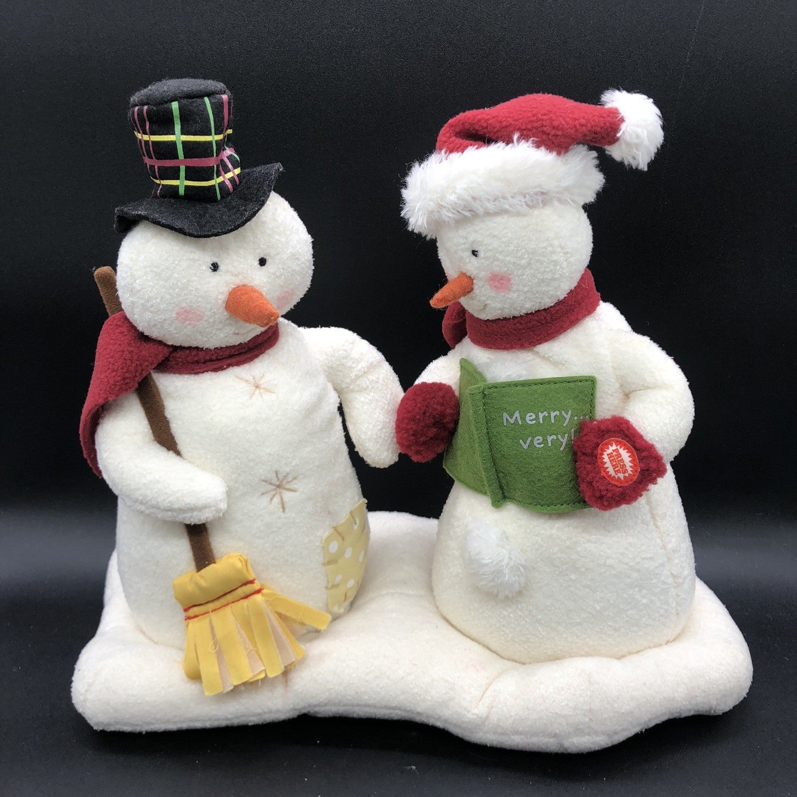 Hallmark Jingle Pals Mr & Mrs Snowman Animated Singing Caroling Plush 2003