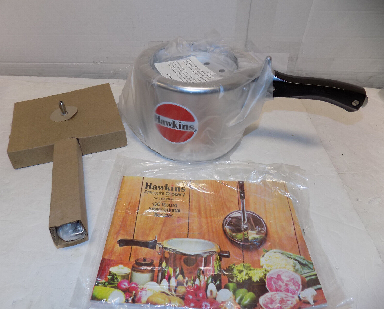 Hawkins 3 Liter Pressure Cooker Aluminum Three Litre New