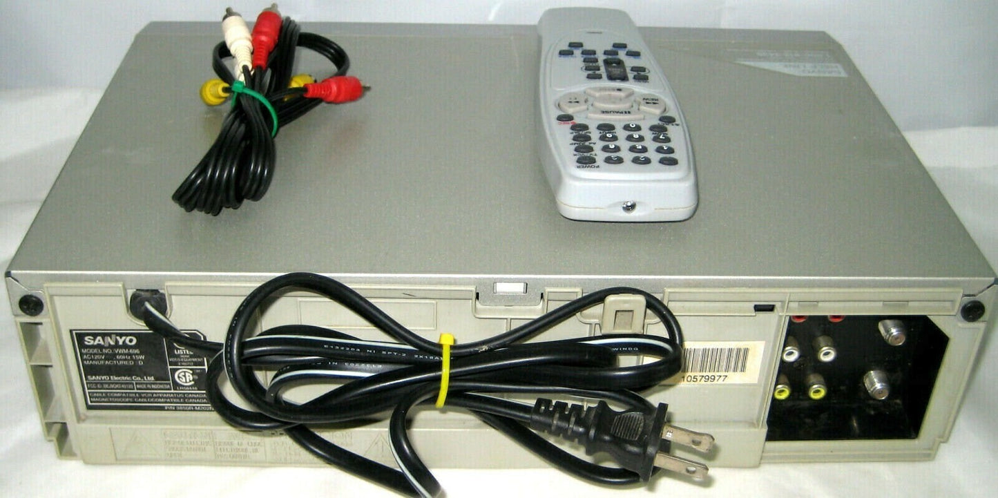 Sanyo vwm-686 Hi Fi VCR VHS Vhs Player with Remote, A/V Cables & Hdmi Adapter