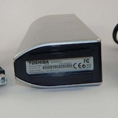 Toshiba Dynadock U 2.0 Universal 6 USB Docking Station PA3575U-1PRP